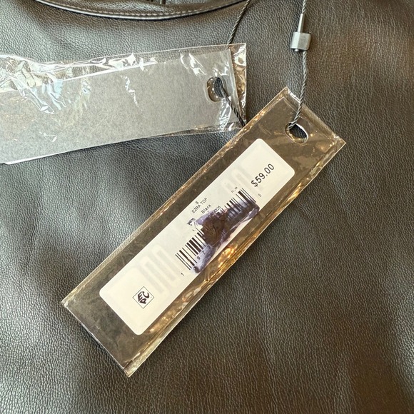 Steve Madden Black Faux Leather Short Sleeve Zipper Top Womens Size S - Picture 8 of 8